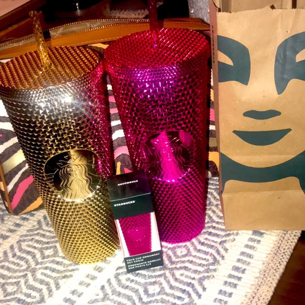 Star Bucks collectors set 💞Rare 4 pc beautiful edition holiday tumblers bundle